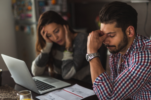 accettare o rinunciare all'eredità in presenza di debiti