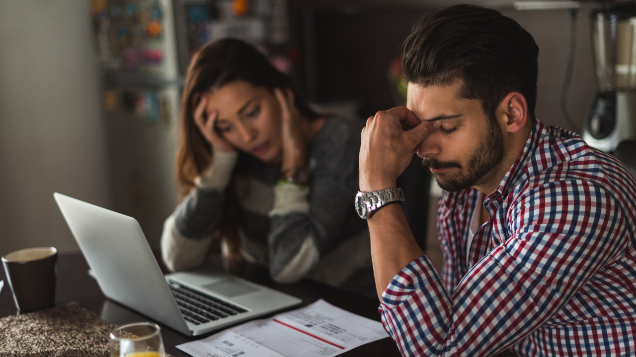 accettare o rinunciare all'eredità in presenza di debiti